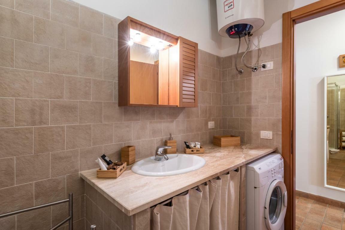 Remy Apartment Cagliari Eksteriør billede